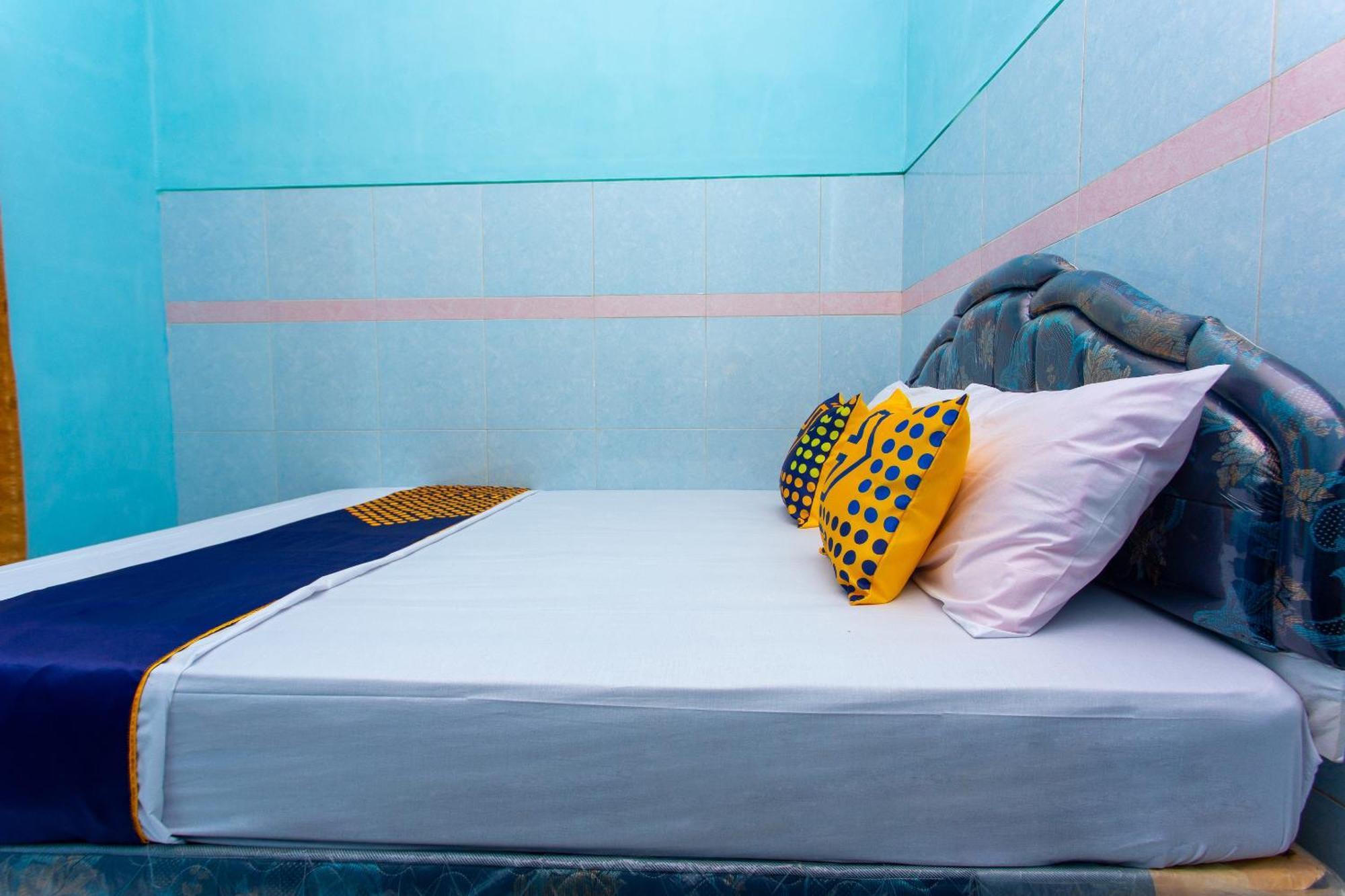 สปอต ออน 2871 โฮเทล บูดี Hotel ปูร์โวเคอร์โต ภายนอก รูปภาพ