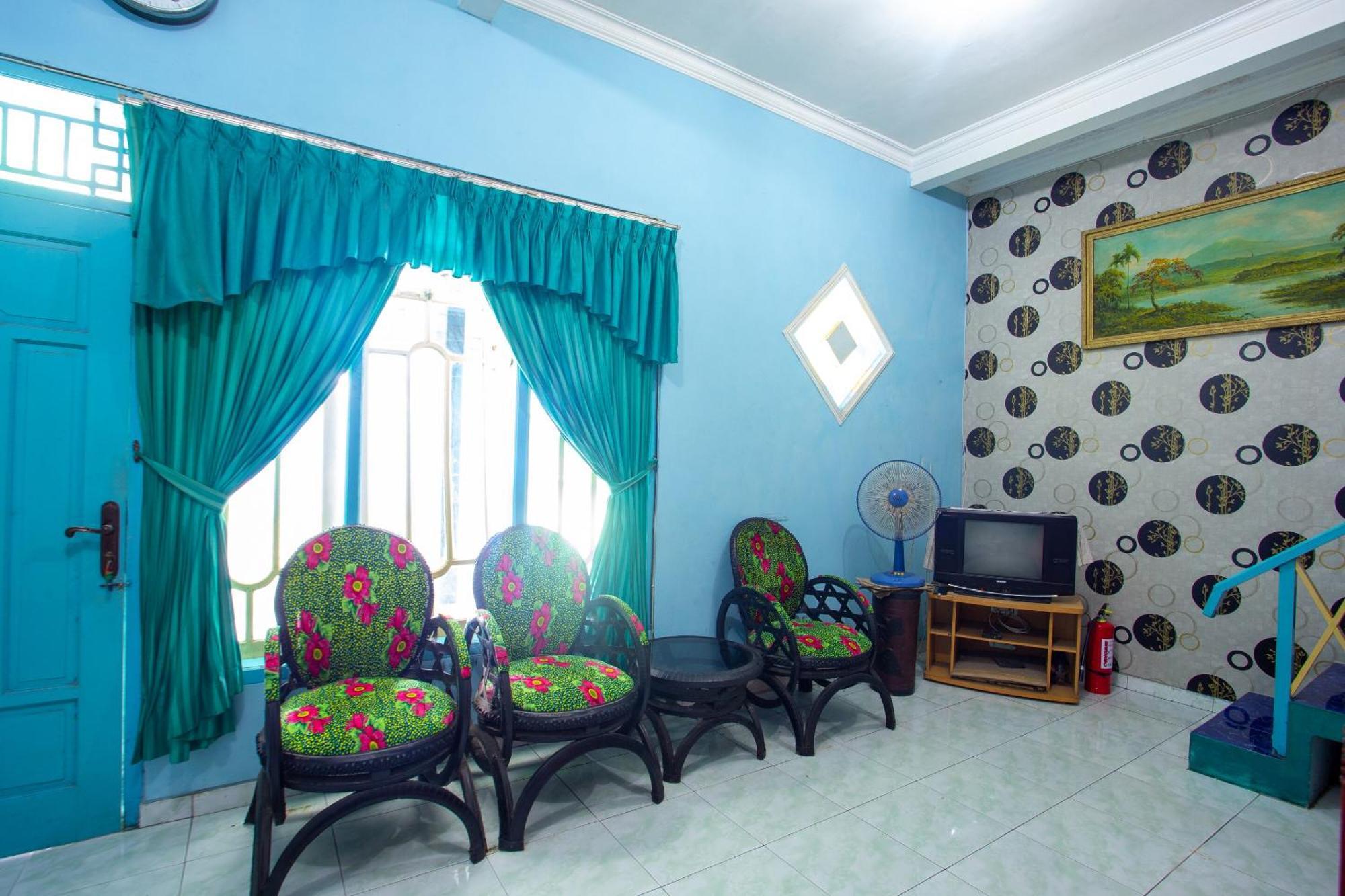 สปอต ออน 2871 โฮเทล บูดี Hotel ปูร์โวเคอร์โต ภายนอก รูปภาพ