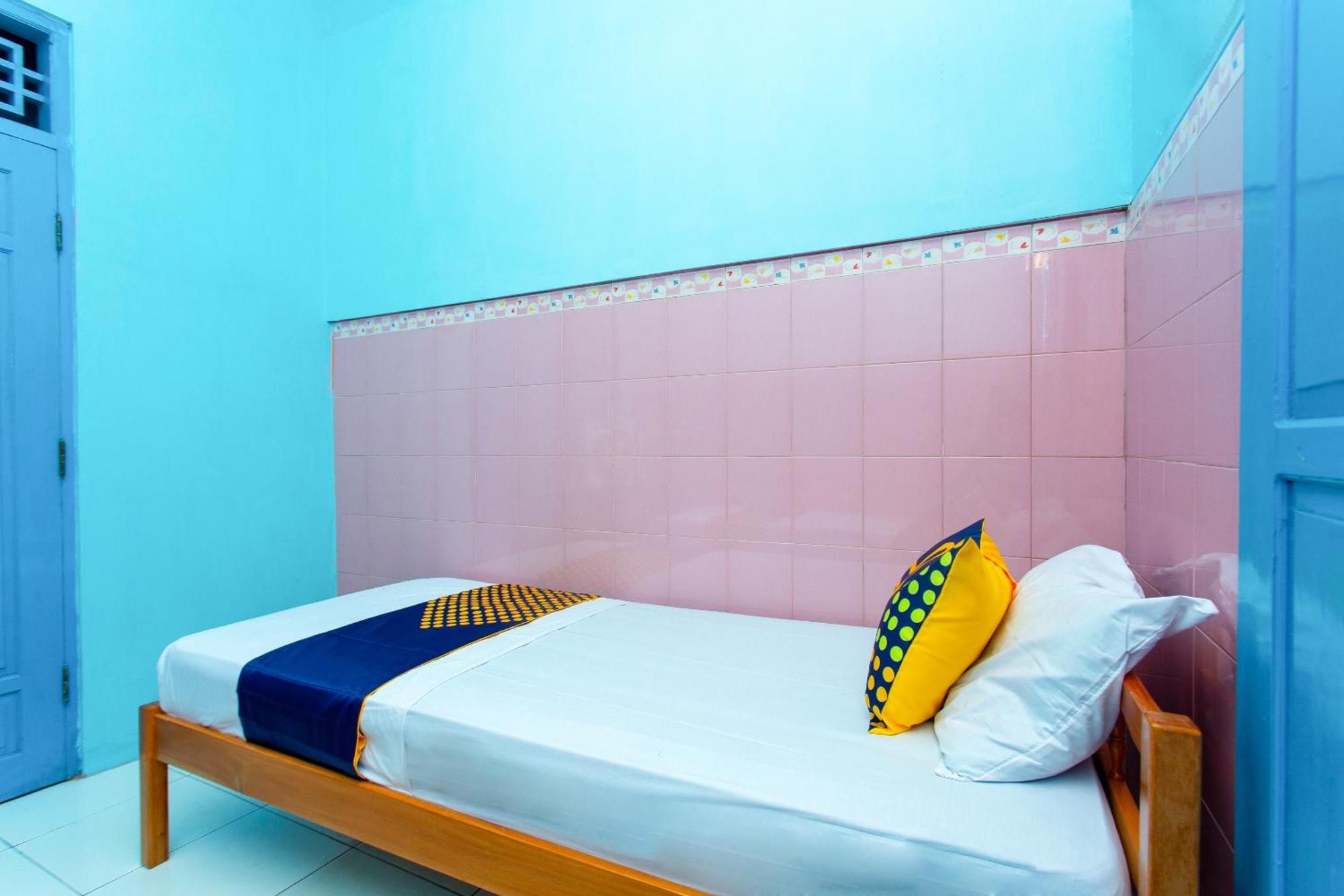 สปอต ออน 2871 โฮเทล บูดี Hotel ปูร์โวเคอร์โต ภายนอก รูปภาพ